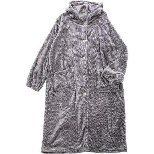 着やすさバツグンでふわモコ！ ニトリ「着る毛布 ミドル」 イメージ
