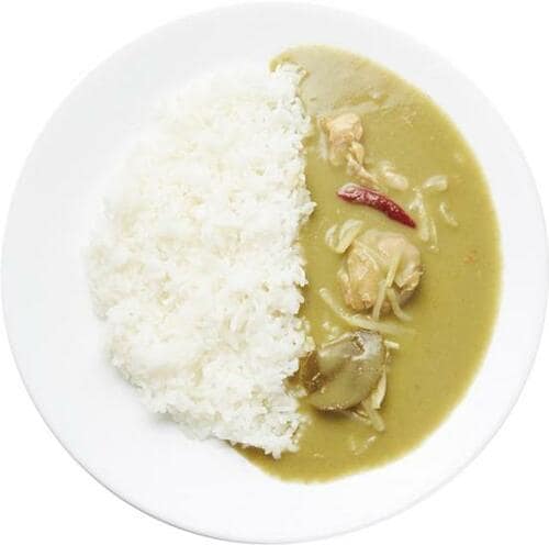 和風っぽい優しい味緑野菜とチキンのグリーンカレー レトルト グリーンカレーおすすめ イメージ2