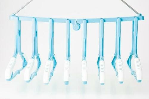 間隔がややせまい レックのたためる8連ハンガー イメージ2