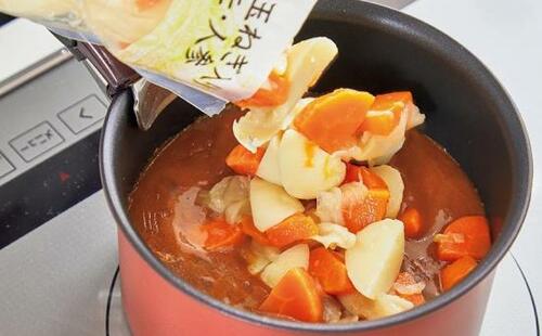 切るも煮るも一切せずにカレーやシチューができる! イメージ