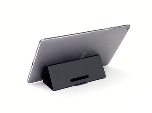 大画面10インチタブレットはアクセサリーも豊富なASUS イメージ