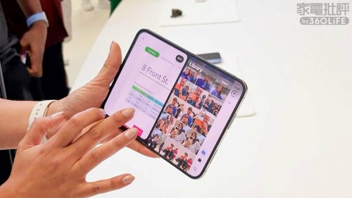 画面点灯時には折り目はほとんど見えません iPhone Duoおすすめ イメージ2
