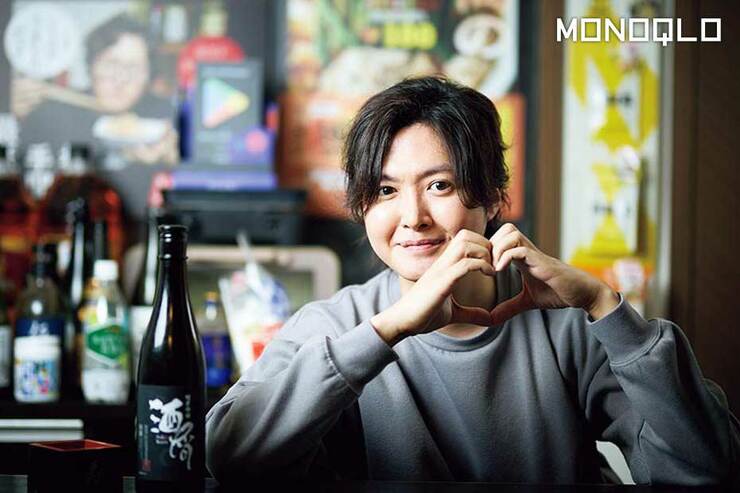 料理研究家リュウジさんの愛用品とは? 飲みながら料理しながら語ります!(MONOQLO)