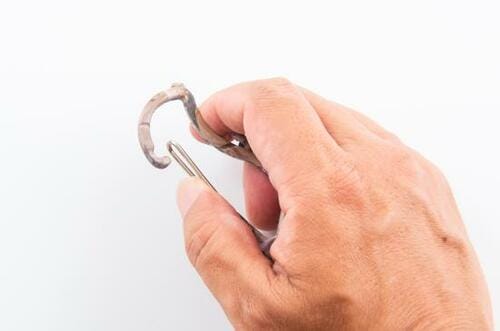 ファイヤースターターが付いた「アウトドアエレメント」