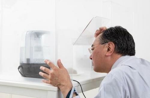 ニオイに反応して強力消臭！ジアニスト イメージ4