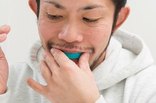 独自のモールド材使用衝撃をうまく分散するlo-bloo