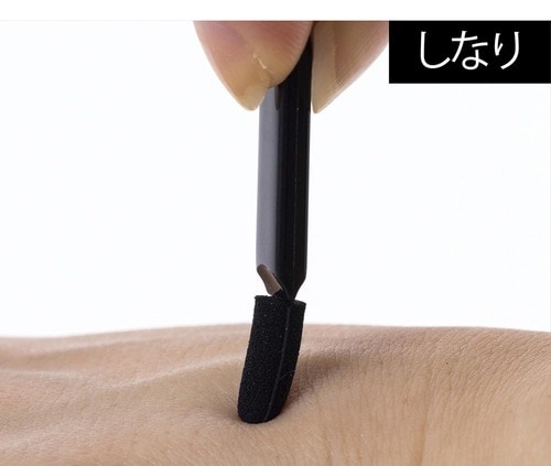 アディクション「アイシャドウチップ」 イメージ3