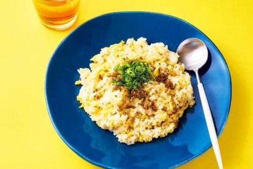 1:スパイシー卵チャーハン アウトドアスパイスおすすめ イメージ