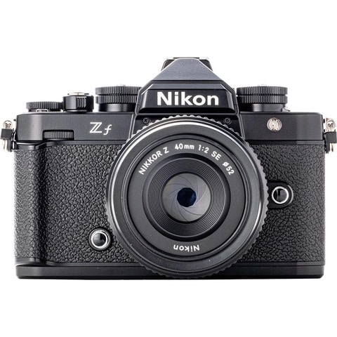 NIKONFフィルムカメラ フィルムカメラのようなレトロデザインが人気！ニコン「Zf」の実力を