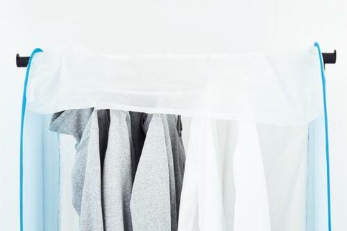 雨はしっかり防ぐけど広げる手間も場所もとる イメージ