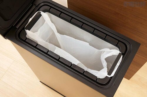 ゴミ袋の付けやすさ【合格】 自動開閉ゴミ箱おすすめ イメージ