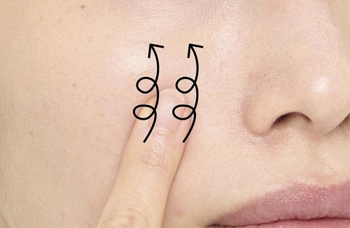 毛穴カバー下地の塗り方 毛穴カバー下地おすすめ イメージ