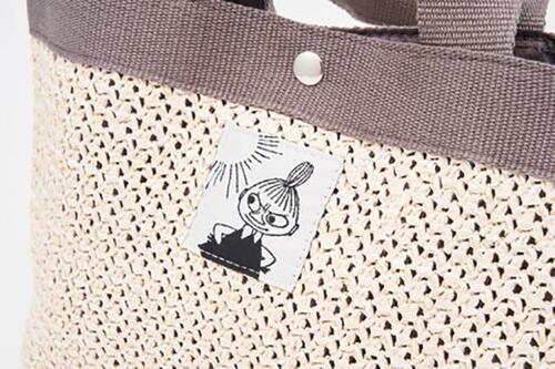 7位: ストロー素材が生かされている「白いカゴバッグ」