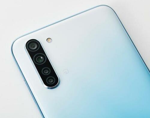 おサイフ・防水完備の日本仕様 オッポ「Reno3 A」 イメージ2