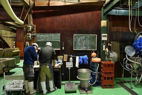 日本酒を一番知っている全国の実力派酒販店とセレクト!