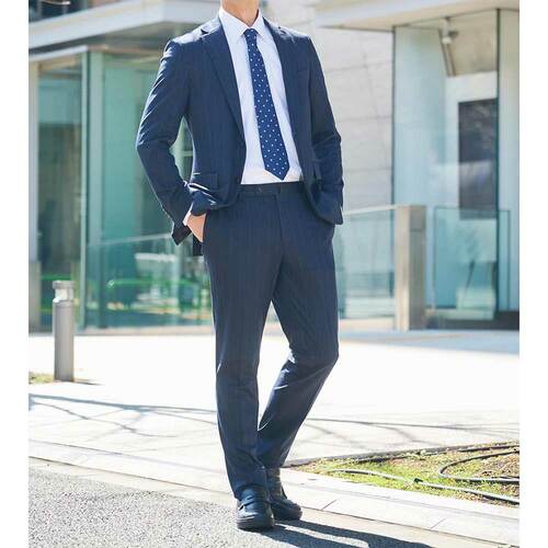 自然な着心地でジャージースーツ入門にも向く一着 ジャージースーツおすすめ イメージ3