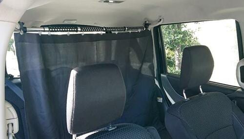 おすすめポイント②：「かんたんカーテン」を付ければ目隠しになる イメージ