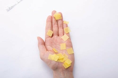 プッシュ式でかんたん&清潔!塗った後サラサラのミノンがベスト