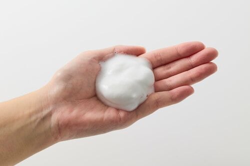 使用感：ややへたりやすい泡 デリケートゾーン用ソープおすすめ イメージ