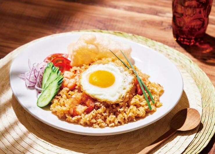 お家で簡単エスニック飯！ ナシゴレンの素のおすすめは？│『LDK』と料理家が比較