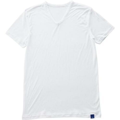 10位: あえて選ぶ必要は……グンゼ「パワフル吸汗速乾 VネックTシャツ」