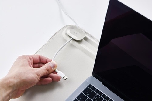 ケーブルもしっかり固定できる イメージ