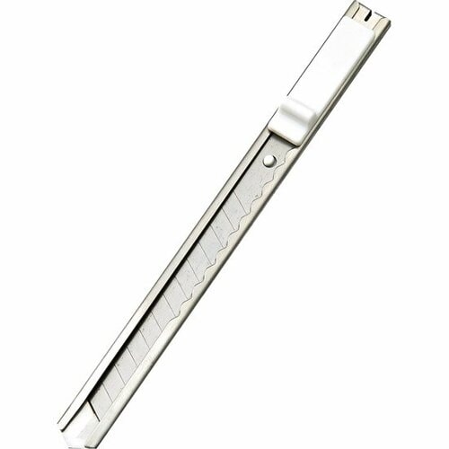無印良品:左ききでも使いやすいカッター 長さ約13㎝