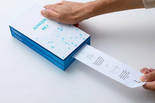 フタを閉じてタブを引っ張る アンカー・ジャパン「Anker Easy Fit ガラスフィルムキットおすすめ イメージ
