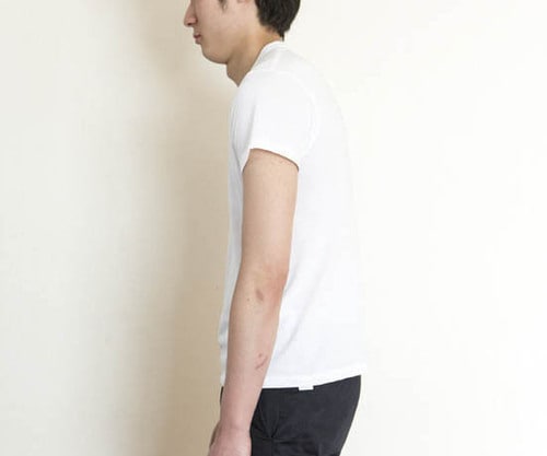 【ストレス減のツボ その③】肩甲骨を引っ張って姿勢良く！ イメージ