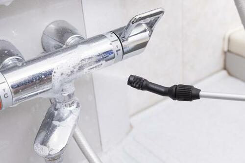 手の届きにくいパーツの裏にも イメージ