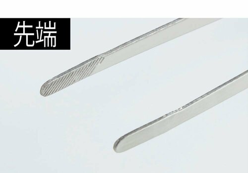 お手入れはしやすいコーナン「コーナンオリジナル焼肉トング 長さ24cm」
