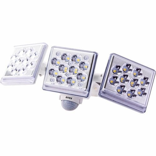 センサーライトおすすめ ムサシ 12W×3灯フリーアーム式 LEDセンサーライトリモコン付 LED-AC3045 イメージ1