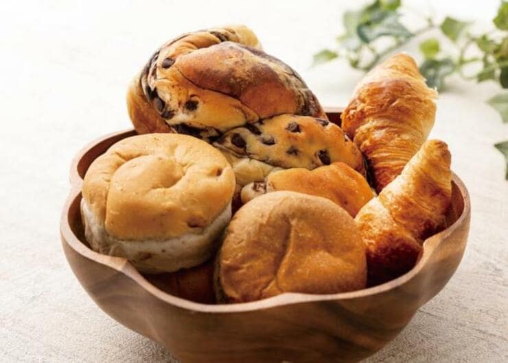 シャトレーゼの安くておいしい“パン・ピザ”おすすめ5選｜『LDK』とプロが100種類以上を実食検証！