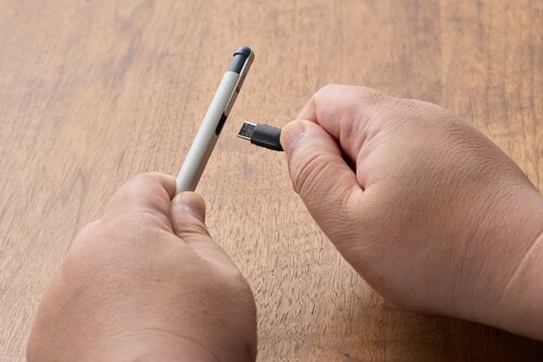 結果:磁石吸着はあれど吸着充電はナシ iPad互換おすすめ イメージ2