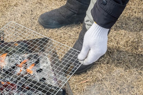 ［BBQ用の網］ダイソーを使い捨てでOK！ イメージ