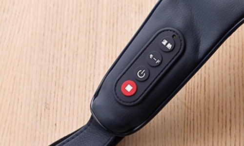 操作パネルの位置が微妙 ネックマッサージャーおすすめ イメージ