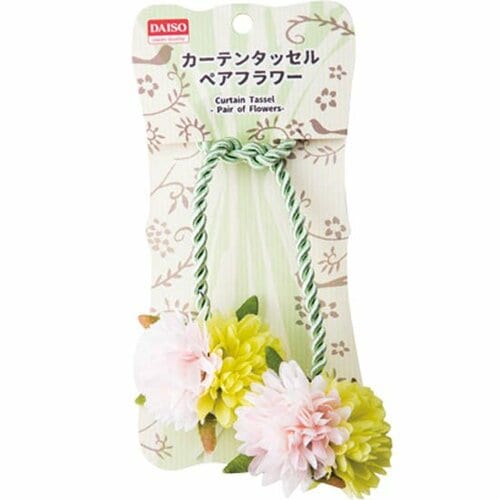 ダイソー:カーテンタッセル ペアフラワー:100均