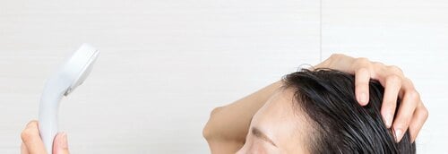 基本2：予洗いは2～3分を目安にしっかり 女性向けスカルプシャンプーおすすめ イメージ