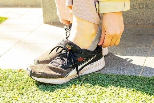 フットカバーとは? 靴下との違い レディース用フットカバーおすすめ イメージ