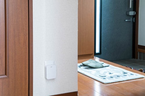 「鍵かけたっけ？」の心配無用！家や職場の鍵を遠隔操作できます イメージ