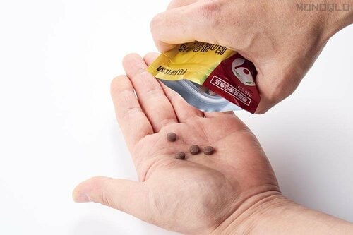 【飲みやすさ】摂取量は多めですが小粒で飲みやすい サプリメントおすすめ イメージ