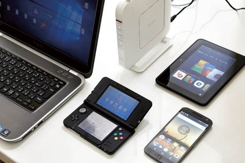 8台同時に接続して動画再生し全34製品の通信速度をテスト イメージ