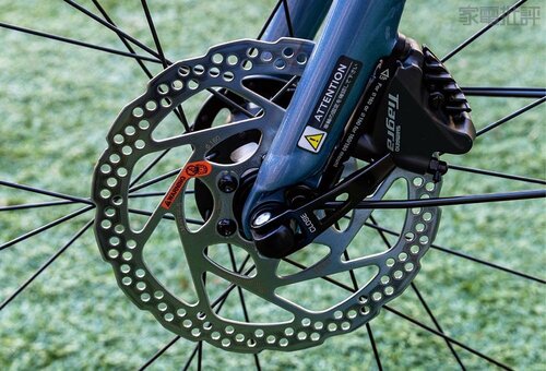 【ブレーキ】 e-bikeおすすめ イメージ