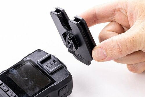取りつけのしやすさは?:リュックに簡単に取りつけられた! イメージ