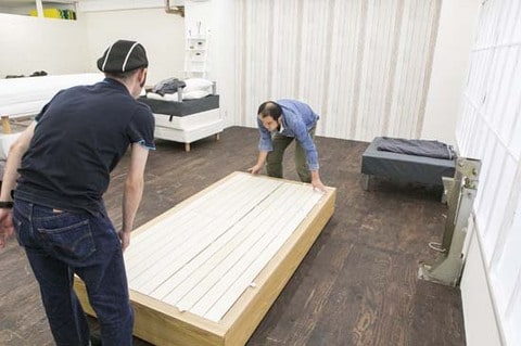 収納ベッドは無印が一番オススメですが引き出しの収納力重視ならIKEAも