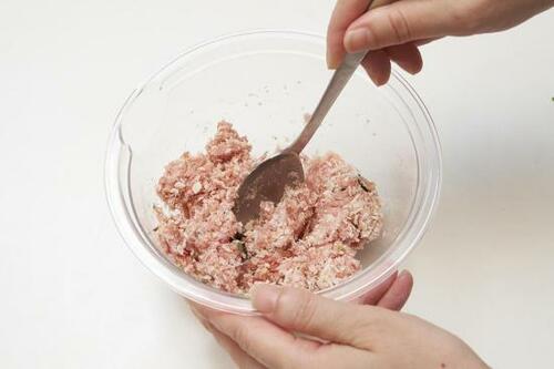 春巻きだけど巻かない!パリパリ食感の「春巻かず」