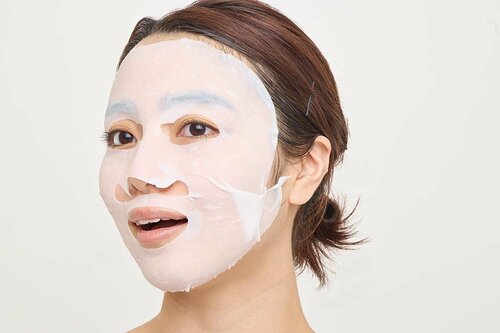 使用感:ほどよい伸縮性で輪郭にも密着 シートマスクおすすめ イメージ