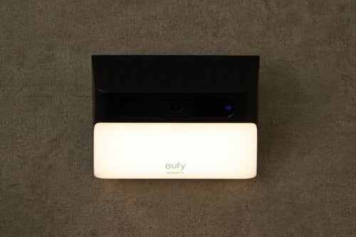 アンカー・ジャパン「Eufy Solar Wall Light Cam S120」の評価は？ ソーラーセキュリティカメラおすすめ イメージ