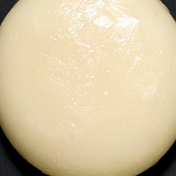 保湿力:ツヤツヤのままキープ リップバームおすすめ イメージ