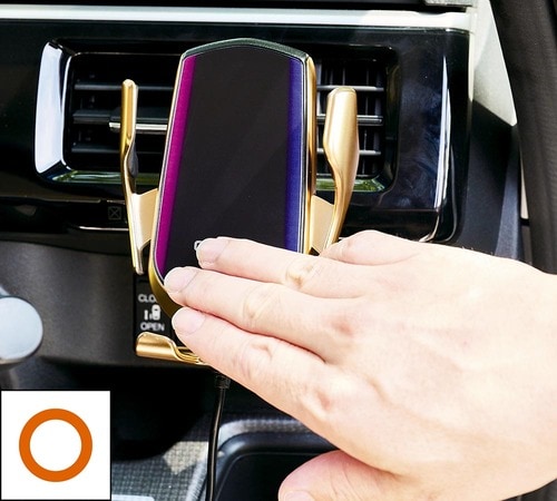 スマホを検知して自動開閉する 車用スマホホルダーおすすめ イメージ